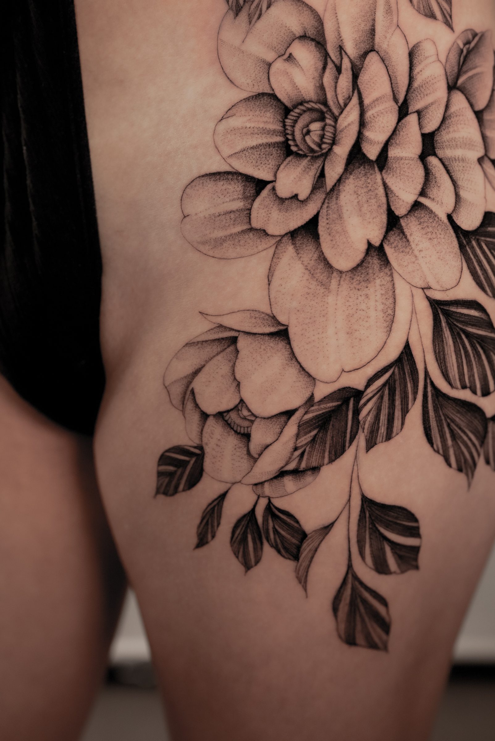 floral tattoo by Kel Otero