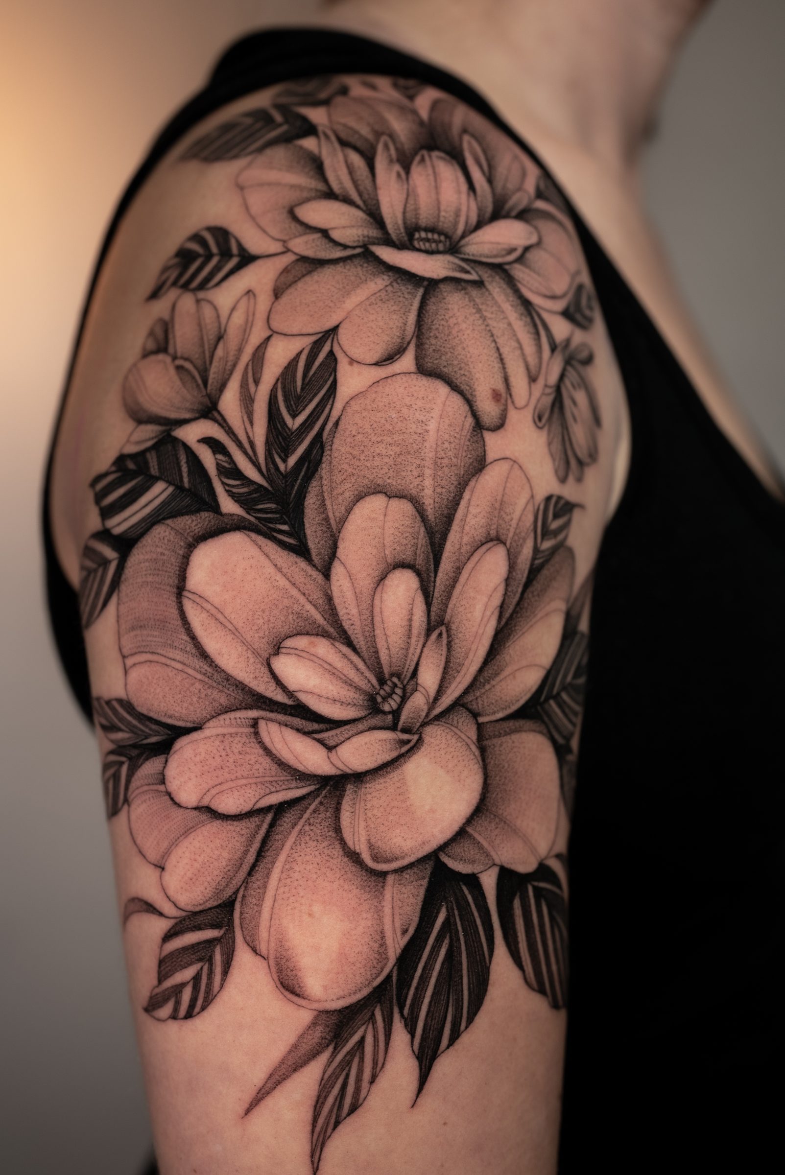 floral tattoo by Kel Otero