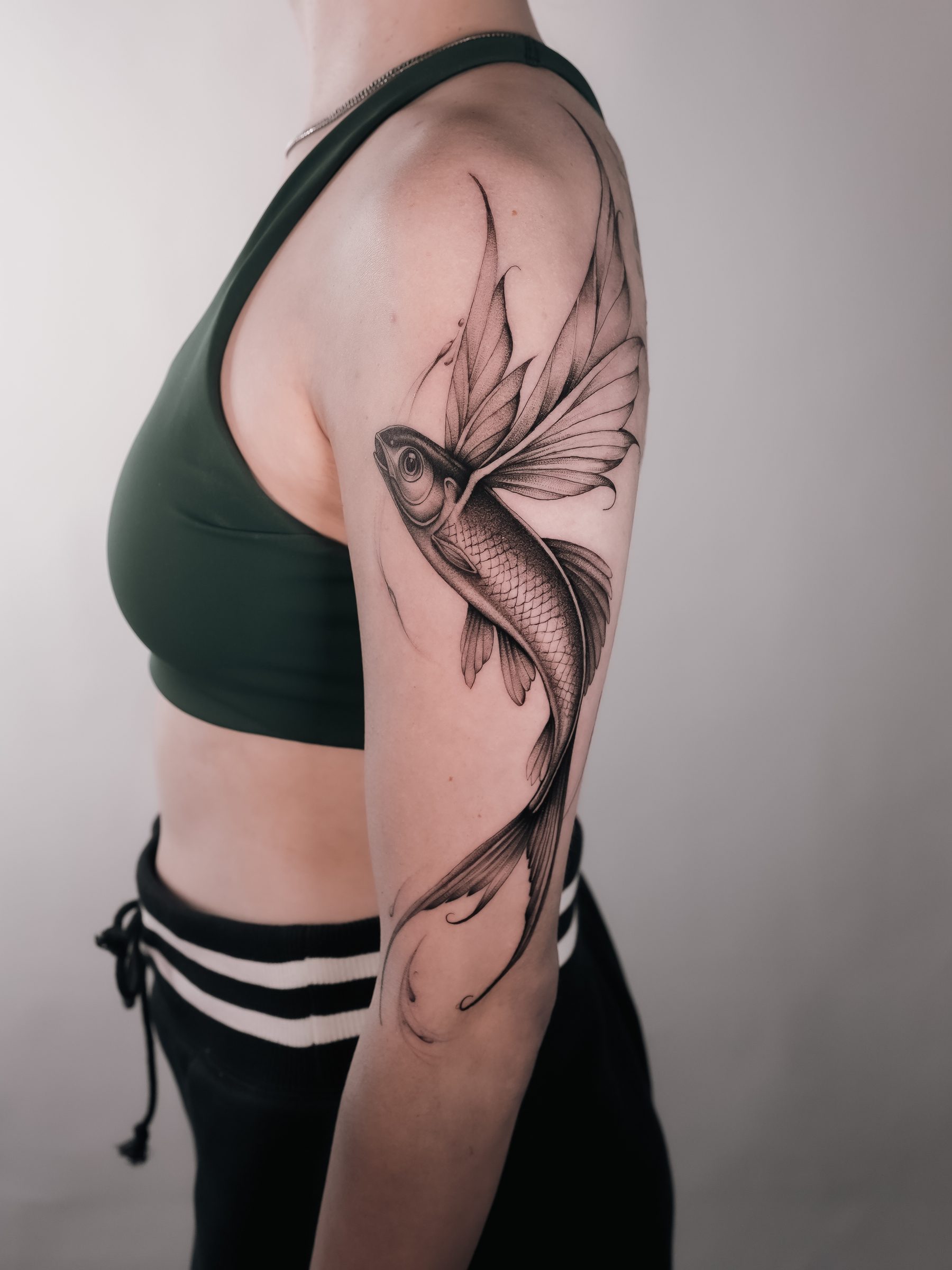 floral tattoo by Kel Otero