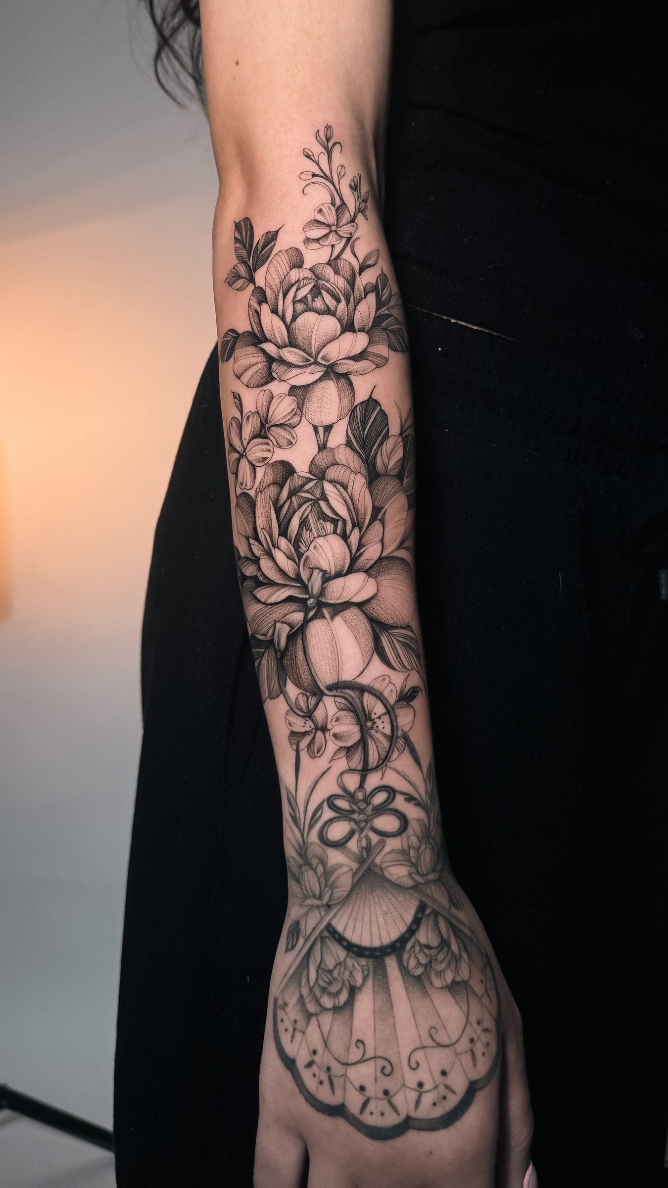floral tattoo by Kel Otero
